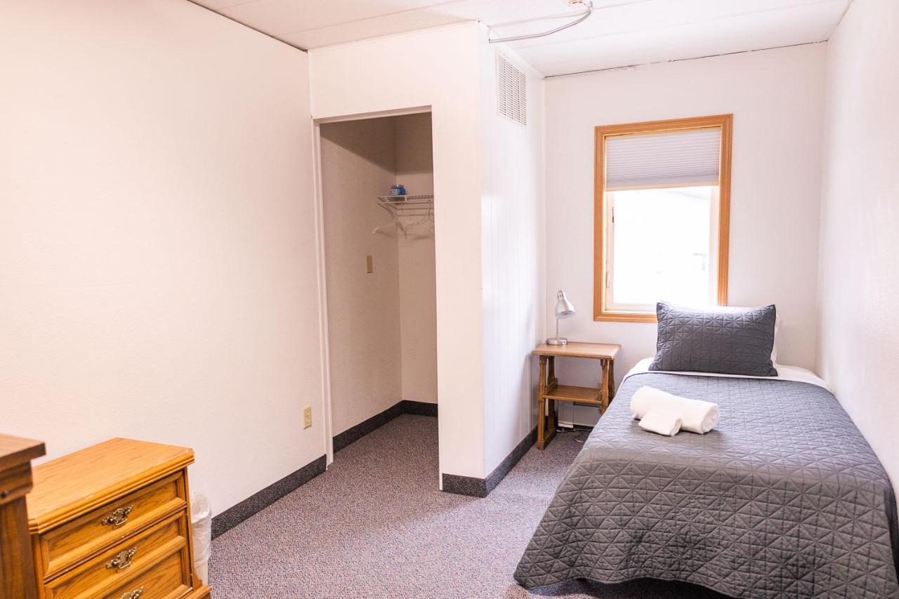 Delta Lodge Delta Junction Екстер'єр фото